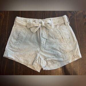 American Eagle Outfitters High Waist Shorts White and Black